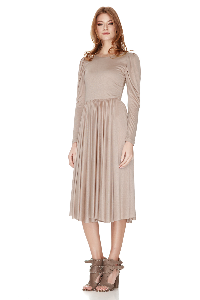 Beige jersey dress Free shipping and returns on Beige Formal Dresses at desire-date.tk