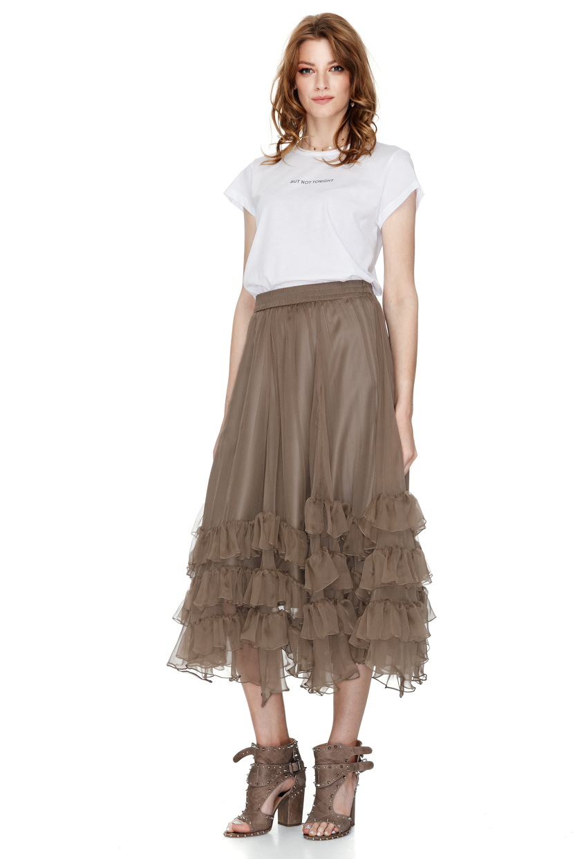 silk midi skirt outfit
